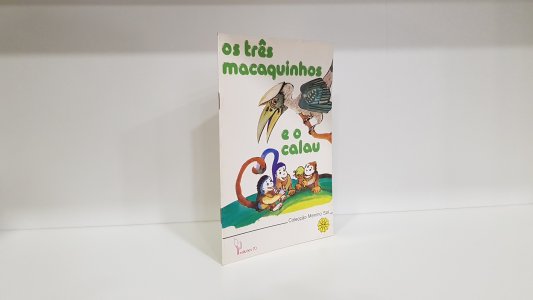 Os três macaquinhos e o calau