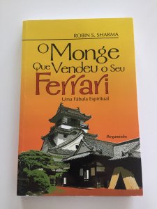 O Monge que vendeu o seu Ferrari