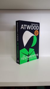 Os testamentos